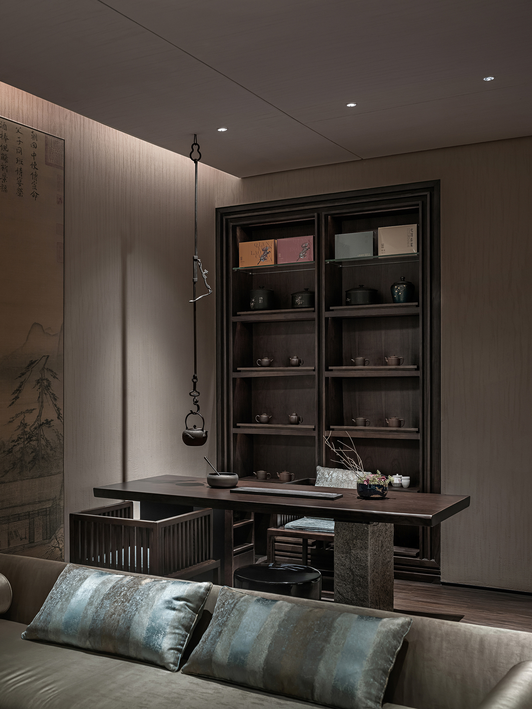宽敞舒适，简约大气，这一组极简风的中式茶室，太迷人了。