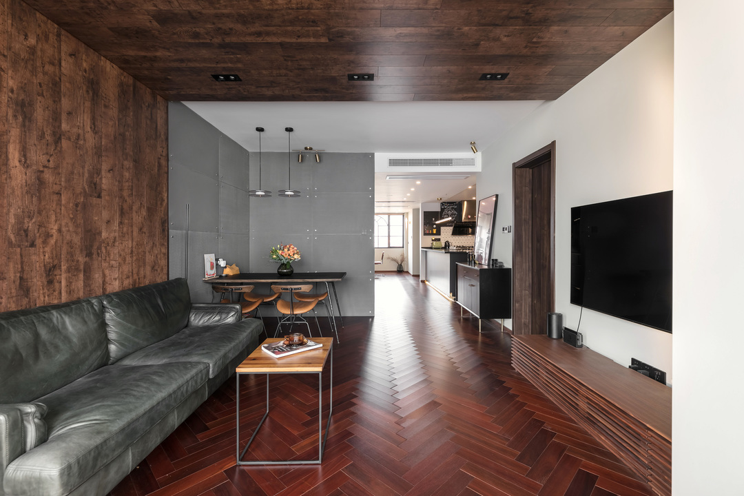 大理石与木材的混搭，让空间既有现代的设计感，又有古朴的质感，再以精致舒适的家具布置点缀，氛围感立现。